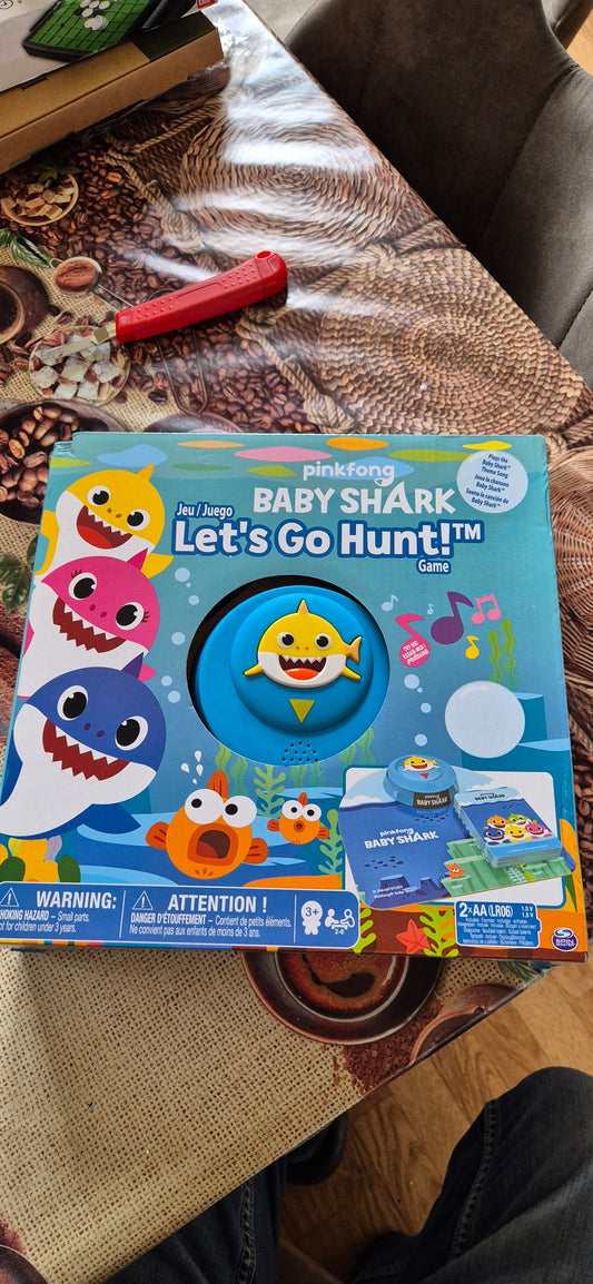 Baby Shark - Let's Go Hunt - Kinderspiel mit Musik für 2-6 Spieler ab 3 Jahren